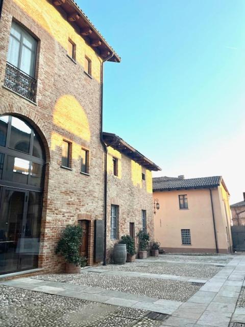 Relais Palazzo Paleologi Sec.Xiv Hotel Lu (Piedmont) Exterior photo