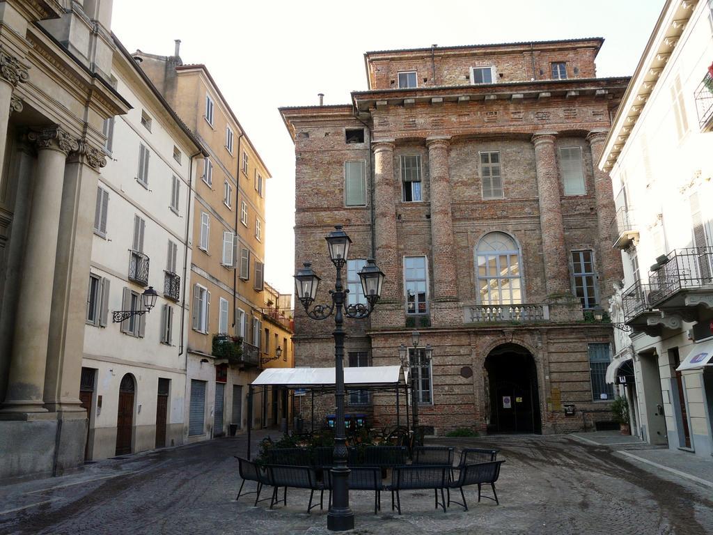 Relais Palazzo Paleologi Sec.Xiv Hotel Lu (Piedmont) Exterior photo