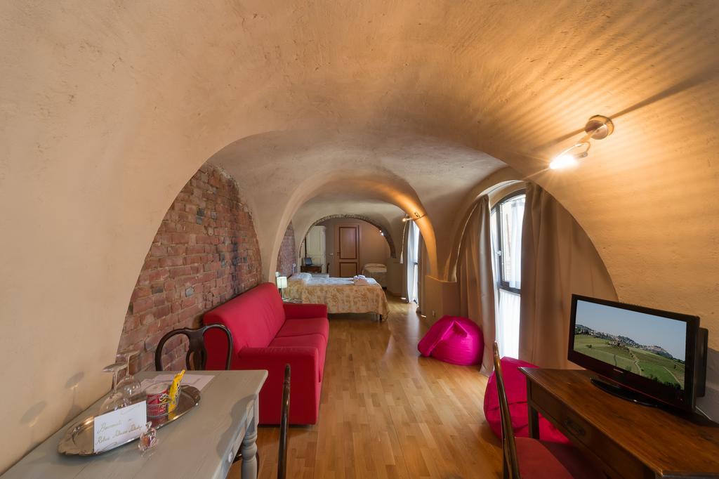 Relais Palazzo Paleologi Sec.Xiv Hotel Lu (Piedmont) Exterior photo